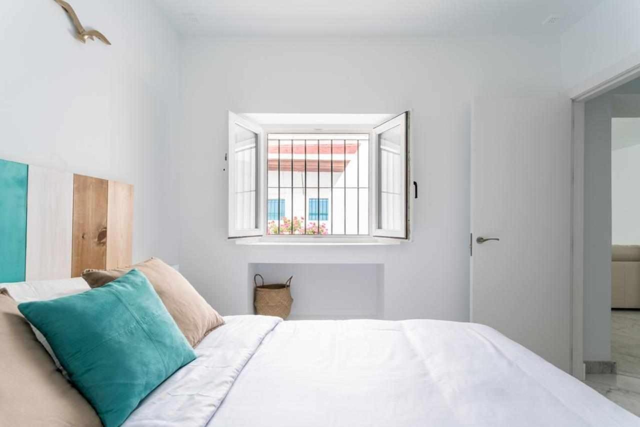 Fantastico Atico En El Casco Antiguo En A La Pla Apartment Cádiz Exterior photo